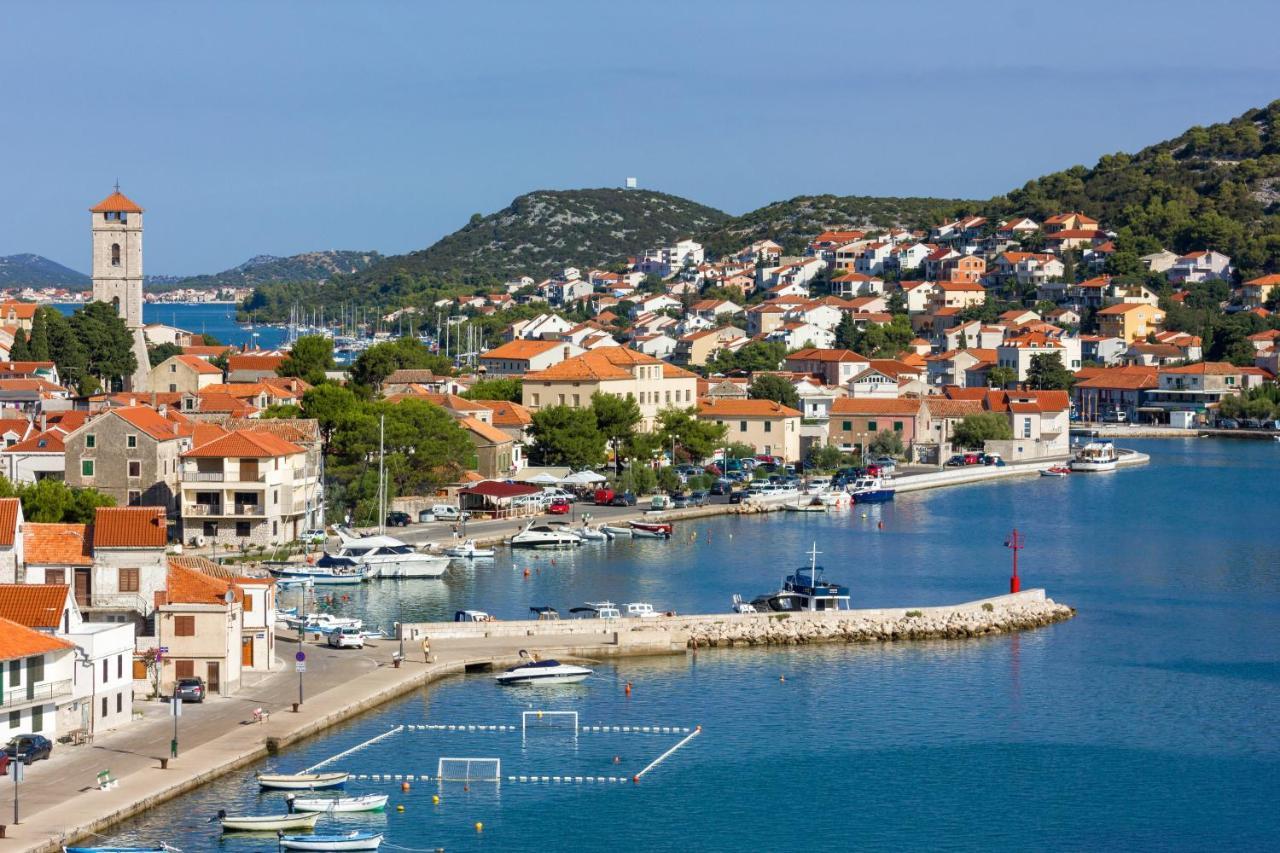 Tisno Resort Екстериор снимка