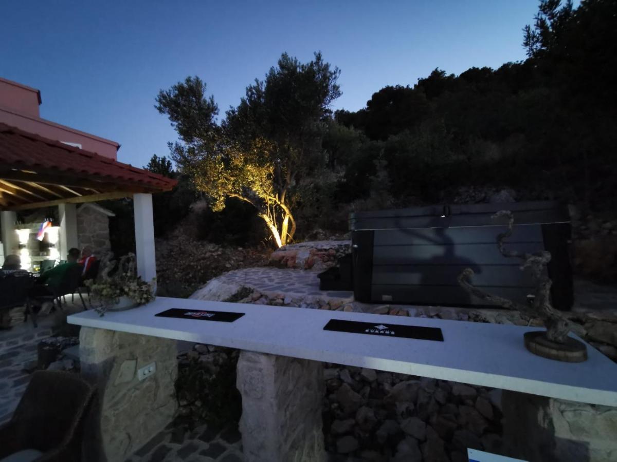 Tisno Resort Екстериор снимка