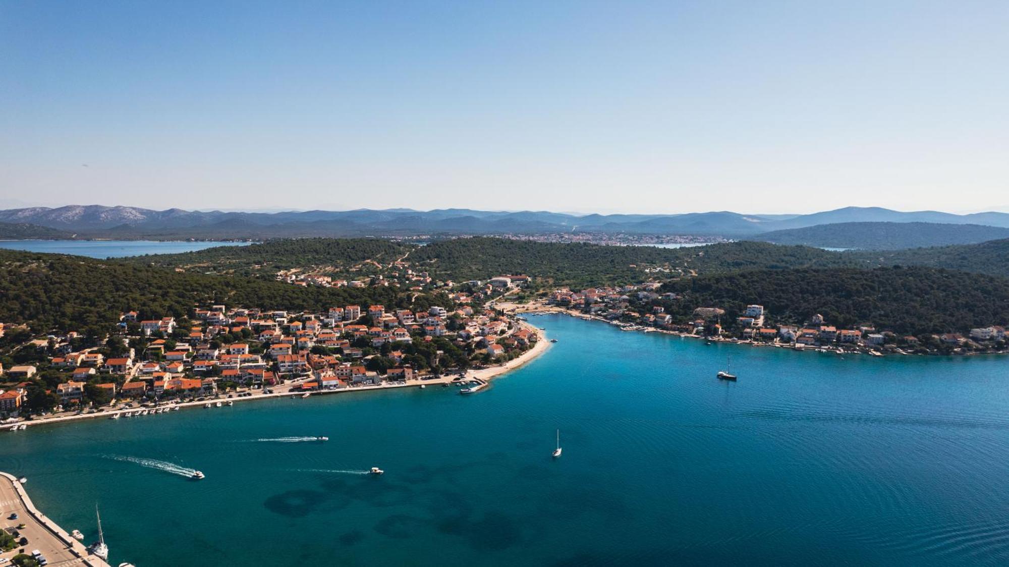Tisno Resort Екстериор снимка